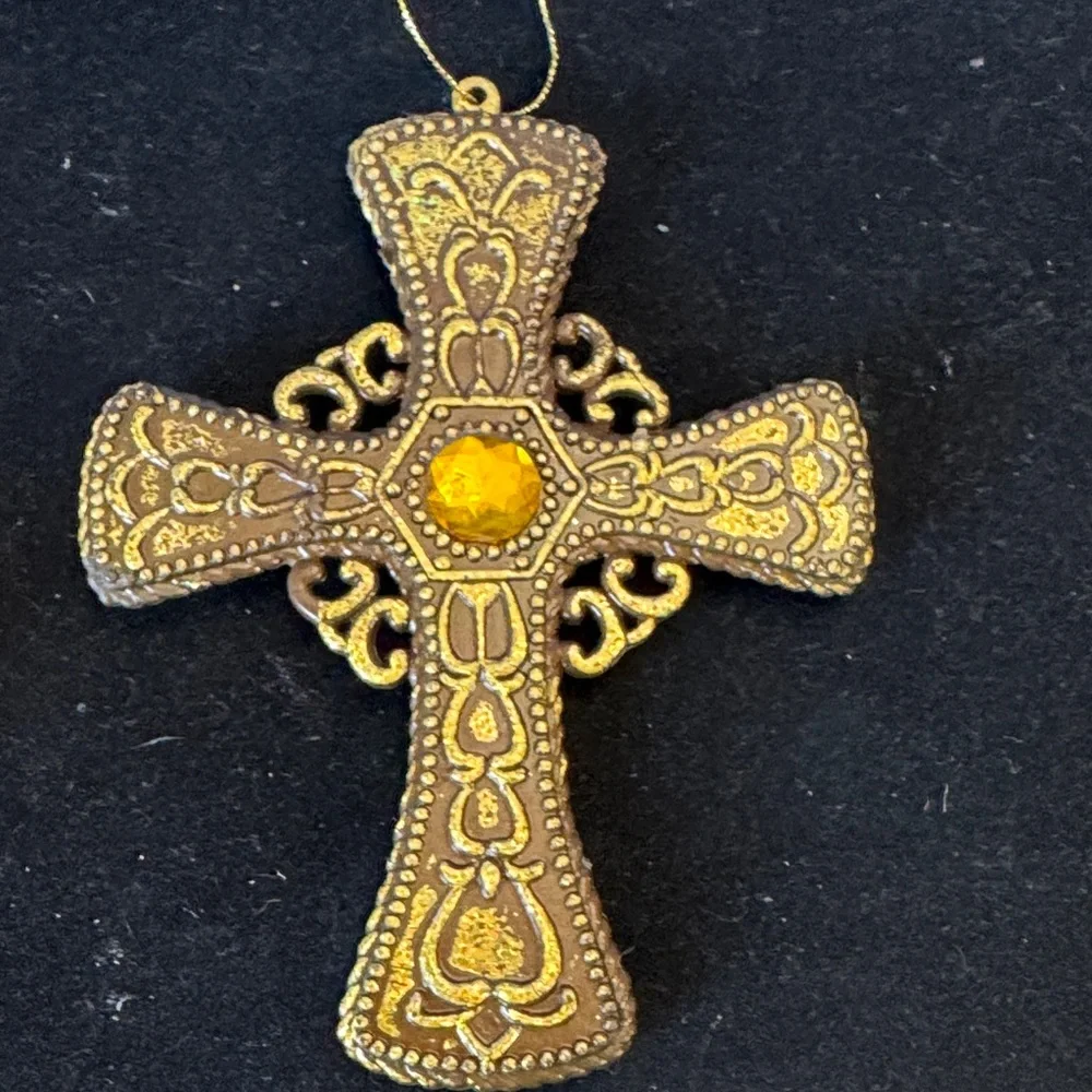 Elegant Vintage style Golden Cross Ornaments Set (4)